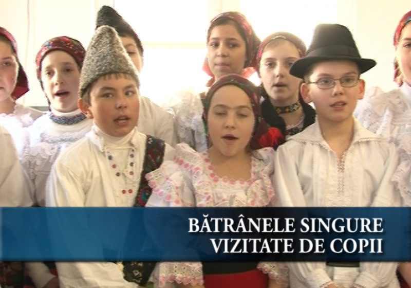 Bătrânele singure vizitate de copii Bătrânele singure vizitate de copii