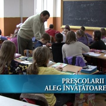 Preșcolarii își aleg învățătoarele Preșcolarii își aleg învățătoarele