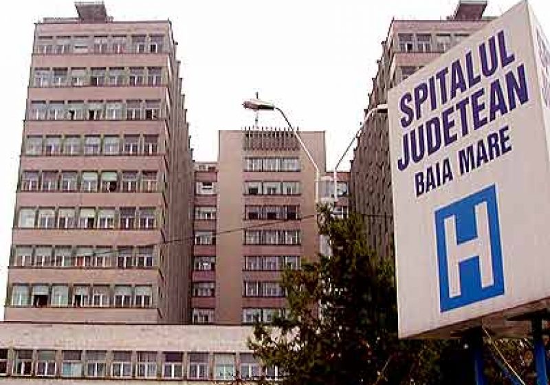 Lacăt pe Spitalul din Baia Mare Lacăt pe Spitalul din Baia Mare