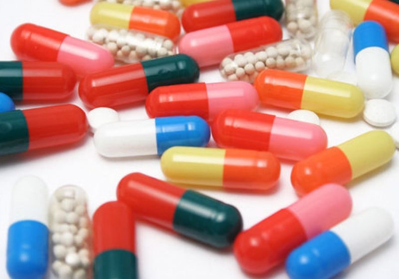 Românii consumă antibiotice în exces Românii consumă antibiotice în exces