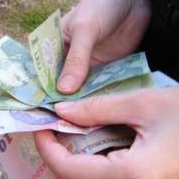Apel umanitar pentru o familie cu 3 copii, care riscă să rămînă pe drumuri Apel umanitar pentru o familie cu 3 copii, care riscă să rămînă pe drumuri