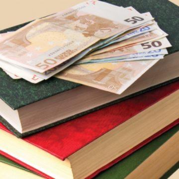 Condamnări pentru mita la bac