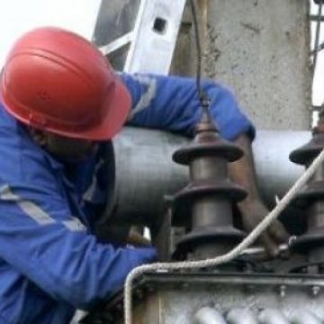 Electrica va întrerupe alimentarea cu energie electrică în mai multe localități Electrica va întrerupe alimentarea cu energie electrică în mai multe localități