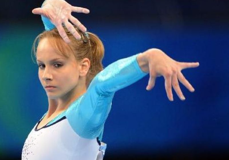 Gimnastele românce iau aurul şi argintul la sol, la Campionatul European