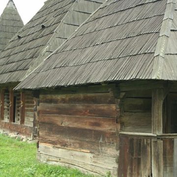 Muzeul Maramureşului din Sighetul Marmaţiei sărbătoreşte inaugurarea proiectului" Instalatii tehnice populare actionate de apa in cadrul Muzeului Satului"