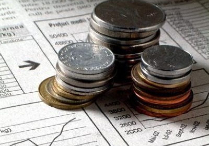 Românii intenţionează să cheltuiască mai mult în acest an