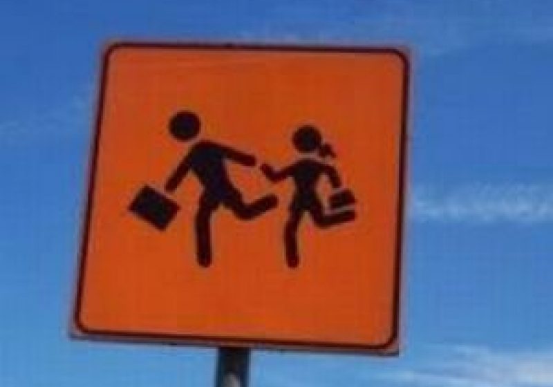 Vacanţa de Paşte a elevilor se prelungeşte cu o zi