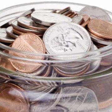 Salariaţii din învăţământ sunt cei mai săraci angajaţi din România