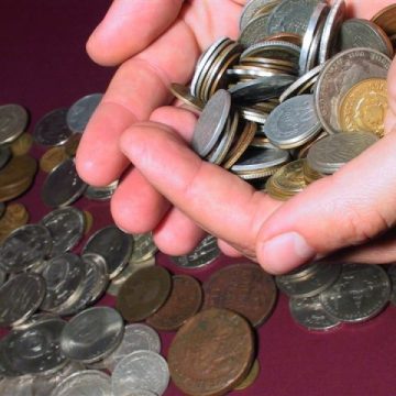 Poate fi solicitată restituirea taxelor de poluare încasate în baza OUG 50/2008, care încalcă normele europene. Vezi cum îţi poţi recupera taxa Poate fi solicitată restituirea taxelor de poluare încasate în baza OUG 50/2008, care încalcă normele europene. Vezi cum îţi poţi recupera taxa