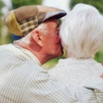 10 cupluri din Sighetu Marmaţiei vor sărbători duminică, 15 mai, Nunta de Aur