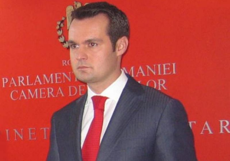 Catalin Chereches isi anunta astazi demisia din functia de deputat