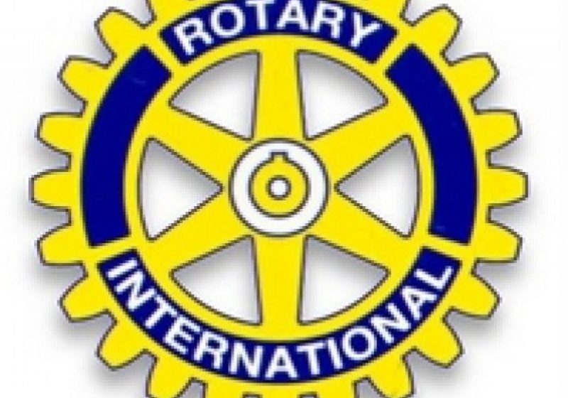 Rotary premiază performanţa tinerilor la 10 ani de activitate rotariană Rotary premiază performanţa tinerilor la 10 ani de activitate rotariană