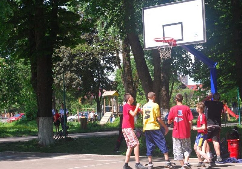 TNL a organizat concurs de streetball în Grădina Morii din Sighet TNL a organizat concurs de streetball în Grădina Morii din Sighet