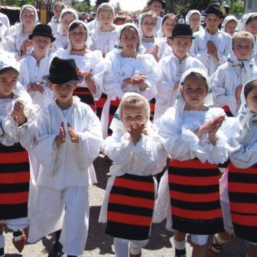 O nouă ediţie a Festivalului "Floare mândră de pe Iza"va avea loc la Şieu, în perioada 21-22 mai