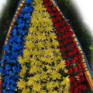 Depuneri de coroane şi flori la mormintele şi monumentele ostaşilor dIn Maramureş Depuneri de coroane şi flori la mormintele şi monumentele ostaşilor dIn Maramureş