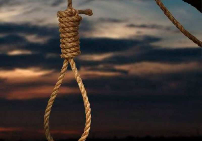 Un băimărean de 37 de ani s-a spânzurat în holul casei