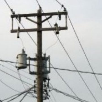 Incendiu la linia de înaltă tensiune din Moisei