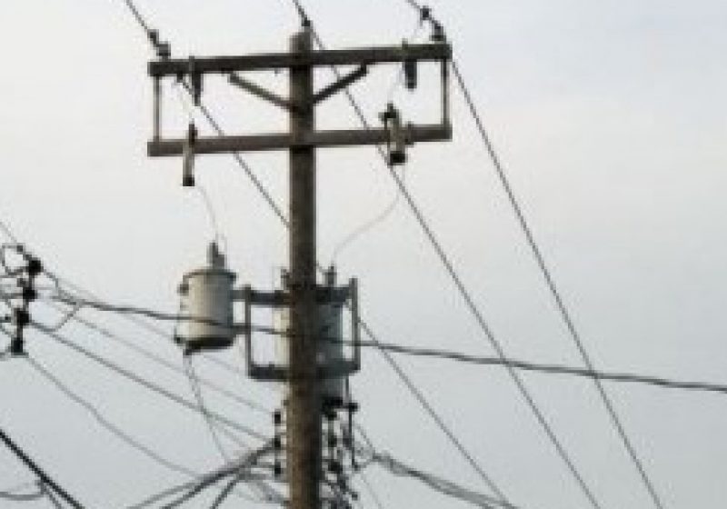 Incendiu la linia de înaltă tensiune din Moisei