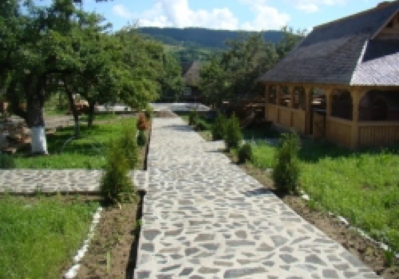 Tot mai puţine pensiuni din Maramureş îşi reactualizează autorizaţia de funcţionare