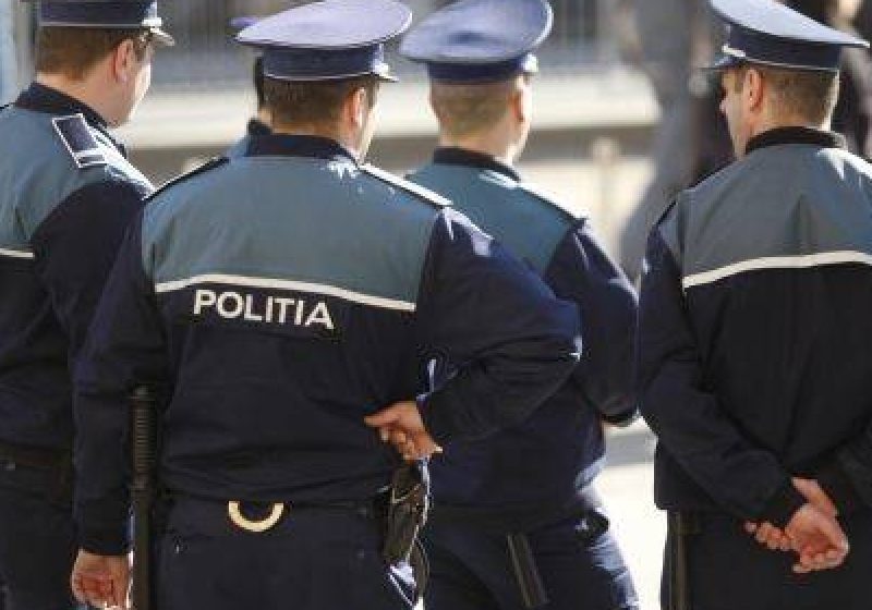 Poliţiştii protestează marţi, 17 mai, în Piaţa Constituţiei Poliţiştii protestează marţi, 17 mai, în Piaţa Constituţiei