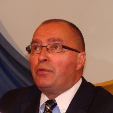Neinvitati la investirea noului primar