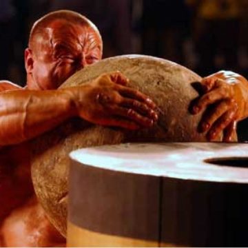 "Strongest Men" s-a amanat