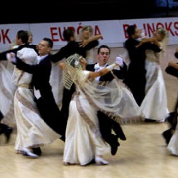 În 7 şi 8 mai, Sighetul Marmaţiei va fi gazda unui Festival Naţional de Dans Sportiv