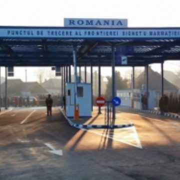 Sighetenii aflaţi în Vama Sighet spun că este mult mai rentabil sa mergi până “peste pod” la cumpărături Sighetenii aflaţi în Vama Sighet spun că este mult mai rentabil sa mergi până “peste pod” la cumpărături