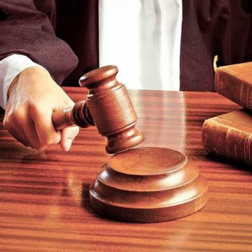 CCR: Modificările aduse statutului poliţistului sunt constituţionale