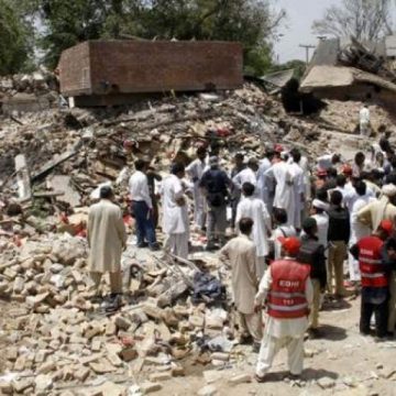 Cel puţin 35 de morţi şi 80 de răniţi în Pakistan, după explozia a două bombe Cel puţin 35 de morţi şi 80 de răniţi în Pakistan, după explozia a două bombe