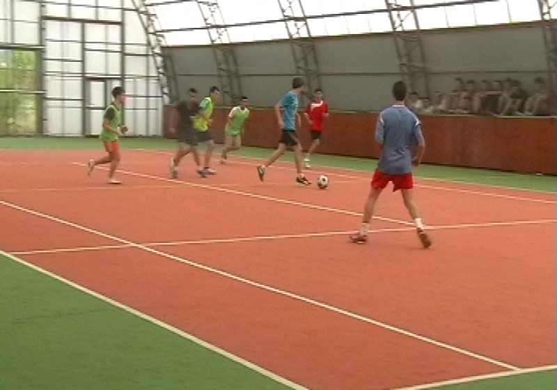 Tineratul National Liberal Maramures si Clubul Elevilor Liberali Baia Mare pledeaza pentru sport Tineratul National Liberal Maramures si Clubul Elevilor Liberali Baia Mare pledeaza pentru sport