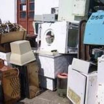 Baia Mare: Firma de salubrizare a colectat o tona de DEEE-uri