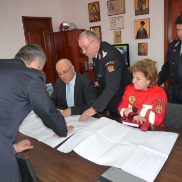 Au început lucrările de reamenajare şi recompartimentare a clădirii S.M.U.R.D. Baia Mare Au început lucrările de reamenajare şi recompartimentare a clădirii S.M.U.R.D. Baia Mare