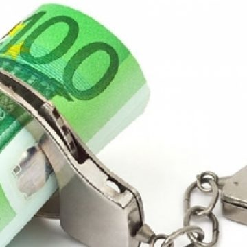 Trimitere în judecată pentru mai multe infracţiuni de evaziune fiscală Trimitere în judecată pentru mai multe infracţiuni de evaziune fiscală