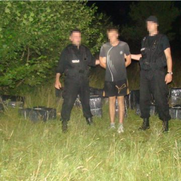 Focuri de armă pentru prinderea a cinci cetăţeni ucraineni în zona de competenţă a Politiei de Frontieră Sighet Focuri de armă pentru prinderea a cinci cetăţeni ucraineni în zona de competenţă a Politiei de Frontieră Sighet