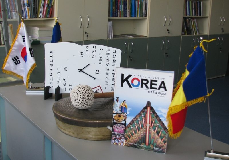 Baia Mare: La Biblioteca Judeteana "Petre Dulfu" a fost inaugurat primul Corner Coreean din Europa