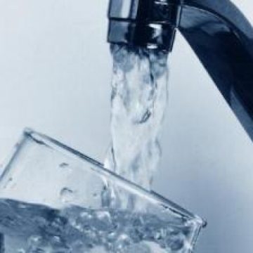 Sighetu Marmaţiei: Locatarii blocului 2 din cartierul Cuza Voda, hotărâţi să-şi facă dreptate singuri