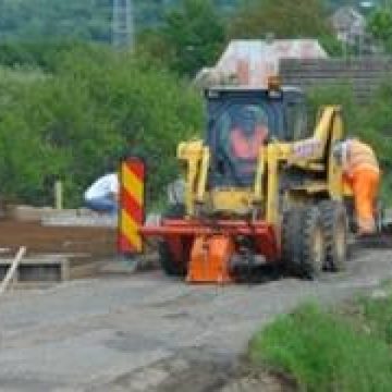 Maramures: Lucrarile la drumul Baia Sprie – Barsana continua chiar daca CE a sistat platile pentru infrastructura de transport din Romania Maramures: Lucrarile la drumul Baia Sprie – Barsana continua chiar daca CE a sistat platile pentru infrastructura de transport din Romania
