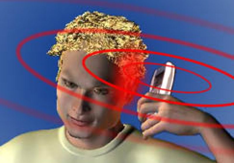 Avertizare OMS: Telefoanele mobile pot cauza cancer! Cum putem reduce riscul de îmbolnăvire – VIDEO