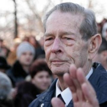 Preşedintele mitocan i-a dat Regelui un cap în gură Preşedintele mitocan i-a dat Regelui un cap în gură