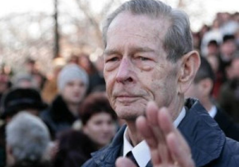 Preşedintele mitocan i-a dat Regelui un cap în gură