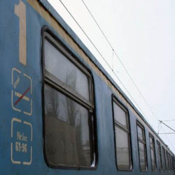 Trenul accelerat Bucureşti- Sighetu Marmaţiei a fost blocat în Valea Prahovei pentru câteva ore