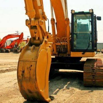 Furt ca-filme: Un buldozer de 20 de tone a fost furat in stil profesionist