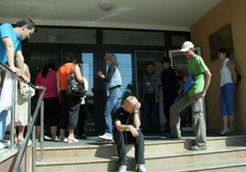 30% dintre candidaţii la concursul pentru ocuparea posturilor în învăţământul preuniversitar au luat note între 7 şi 10