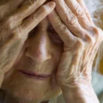 Alzheimer: Studiile indică existenţa unei legături cu traumatismele cerebrale Alzheimer: Studiile indică existenţa unei legături cu traumatismele cerebrale