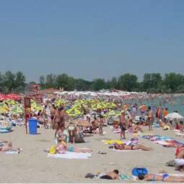 Apa mării de pe tot litoralul românesc este de categorie bună şi foarte bună