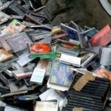 Autoritatea Naţională a Vămilor a lansat o acţiune de informare şi conştientizare privind produsele contrafăcute Autoritatea Naţională a Vămilor a lansat o acţiune de informare şi conştientizare privind produsele contrafăcute