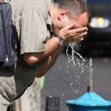 Baia Mare: Canicula dubleaza numarul de apeluri la Ambulanta Baia Mare: Canicula dubleaza numarul de apeluri la Ambulanta