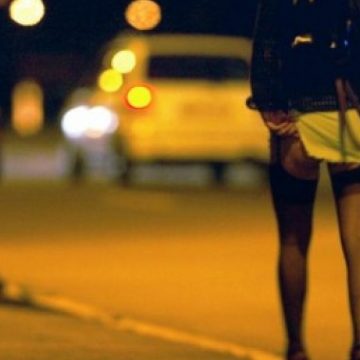 Caz de prostituţie surprins de jandarmi pe malul Săsarului Caz de prostituţie surprins de jandarmi pe malul Săsarului