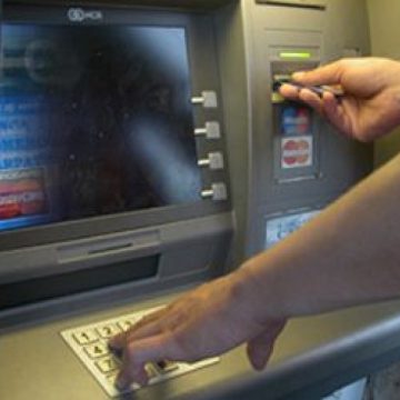 Cine despăgubeşte populaţia în cazul falimentului unor bănci? Cine despăgubeşte populaţia în cazul falimentului unor bănci?